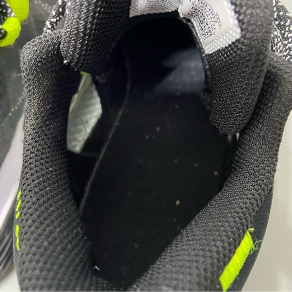 Nike Kyrie Flytrap V 5 Black Cool Grey CZ4100-002 Men's 8 Athletic Basketball - Picture 9 of 11